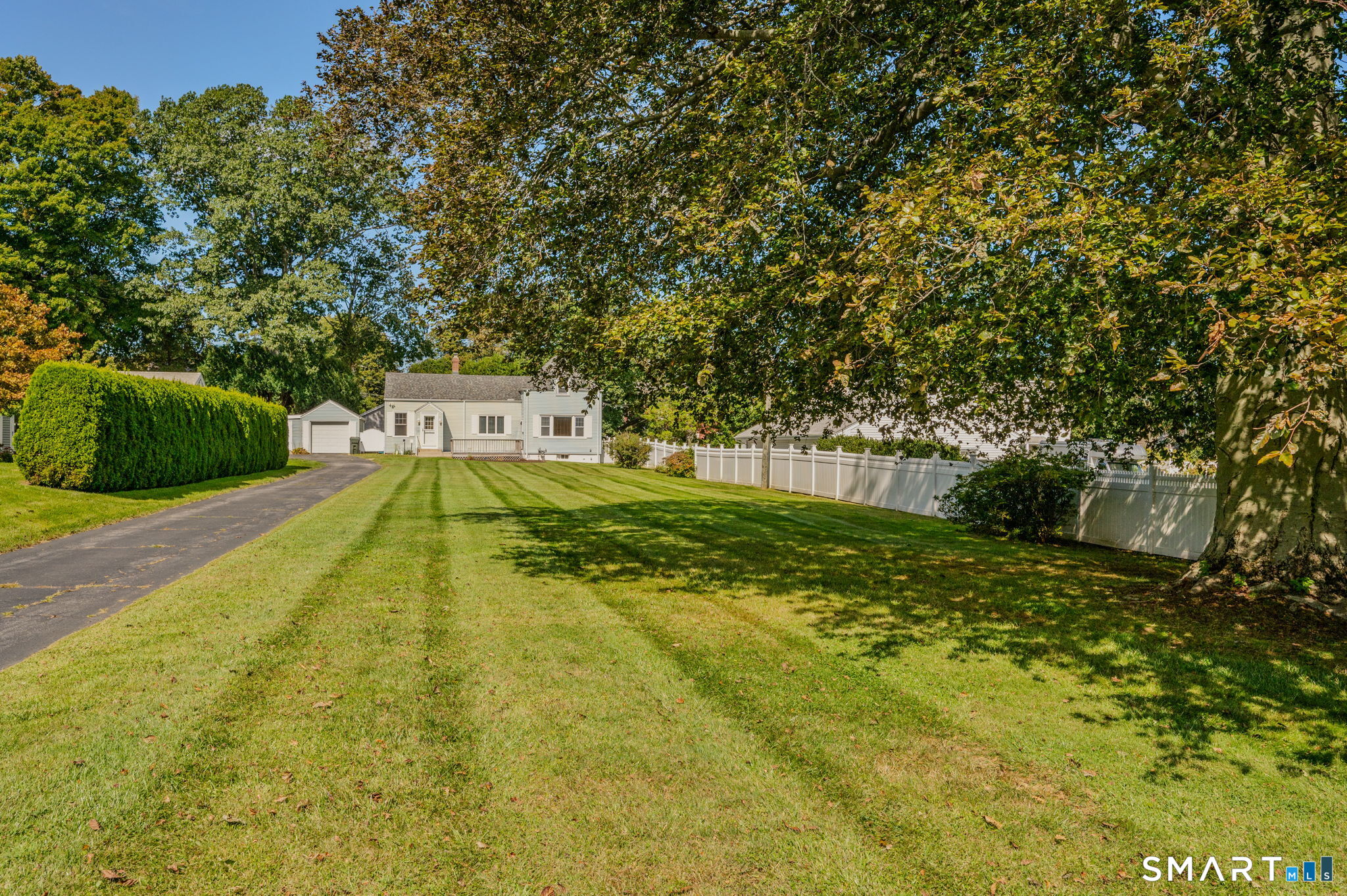 37 Gardner Avenue New London CT 06320