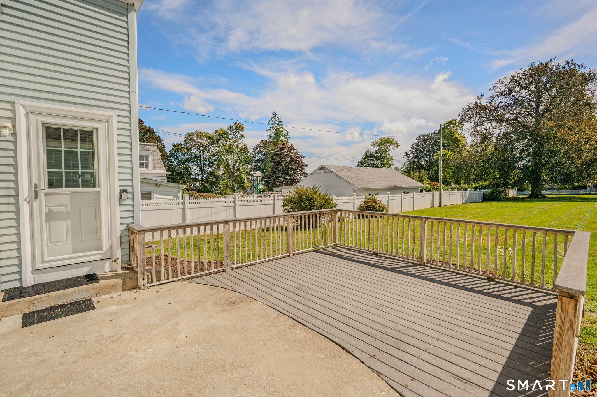 37 Gardner Avenue New London CT 06320