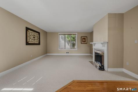 37 Gardner Avenue New London CT 06320