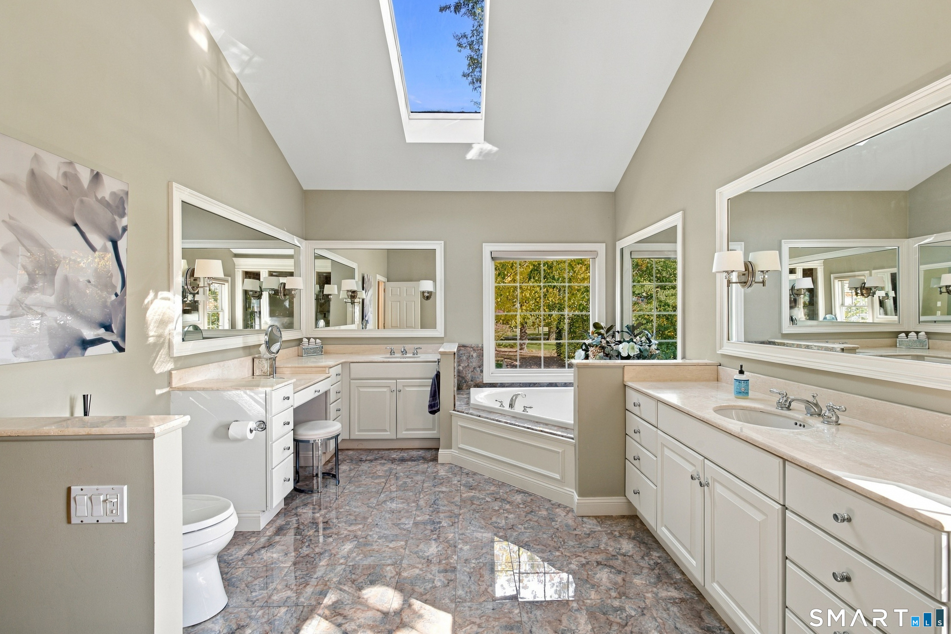 14 Brainard Road West Hartford CT 06117