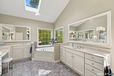 14 Brainard Road West Hartford CT 06117