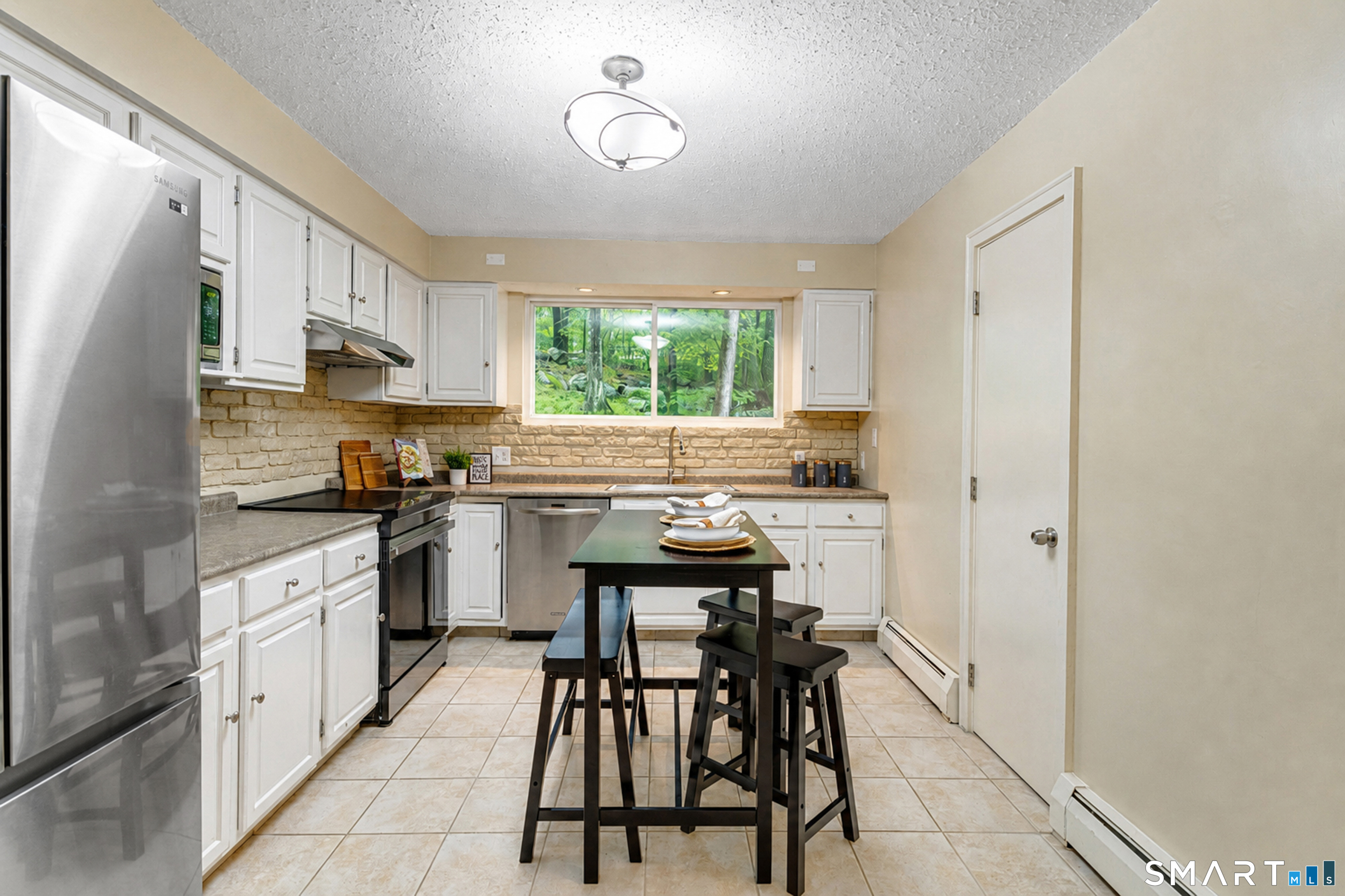 128 Talcott Road Guilford CT 06437