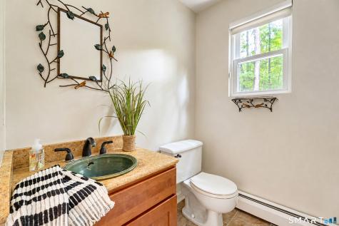 128 Talcott Road Guilford CT 06437