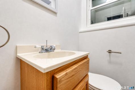 128 Talcott Road Guilford CT 06437