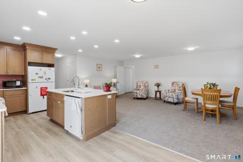 9 Evas Drive Brookfield CT 06804