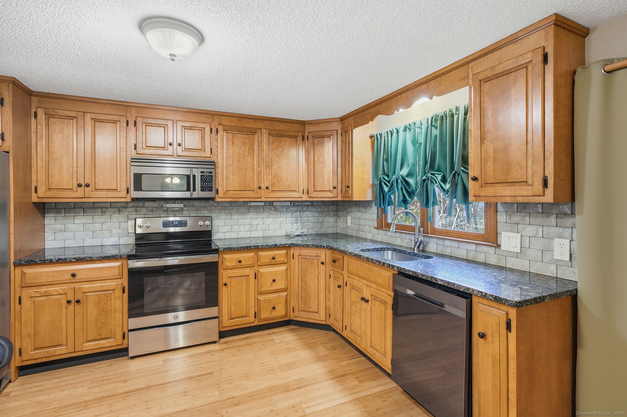 4 Woodland Hollow Street Windsor Locks CT 06096