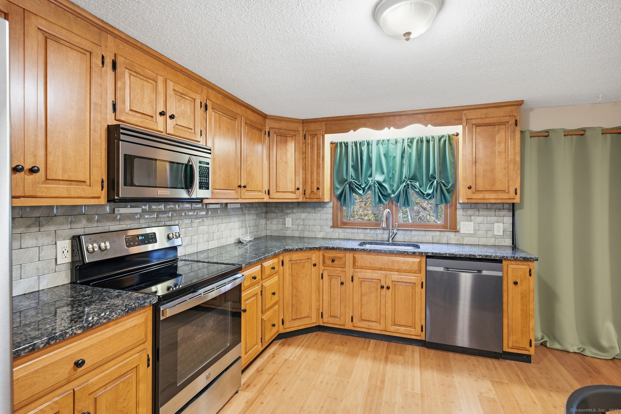 4 Woodland Hollow Street Windsor Locks CT 06096