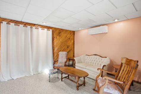 4 Woodland Hollow Street Windsor Locks CT 06096