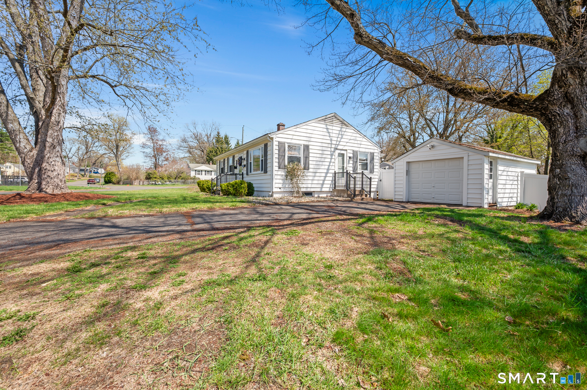91 Pinecrest Drive Southington CT 06489