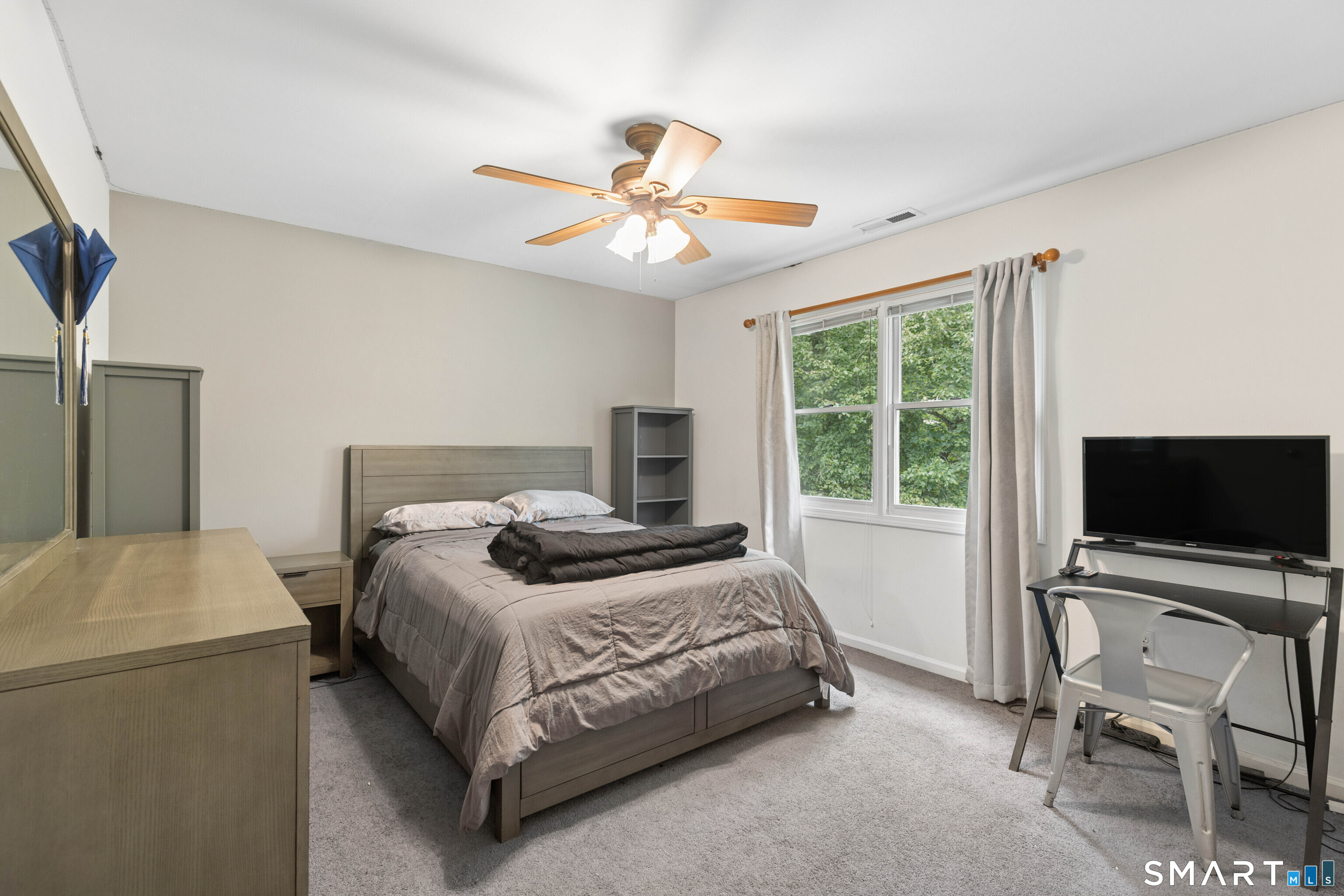 47 Autumn Ridge Road Shelton CT 06484