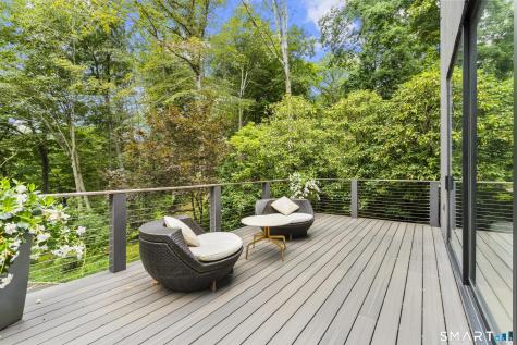 210 Red Fox Road Stamford CT 06903