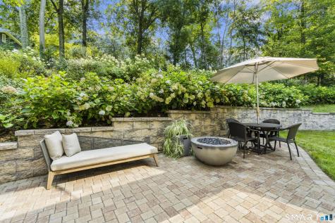 210 Red Fox Road Stamford CT 06903