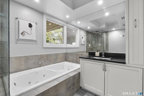 210 Red Fox Road Stamford CT 06903