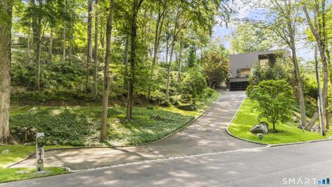 210 Red Fox Road Stamford CT 06903