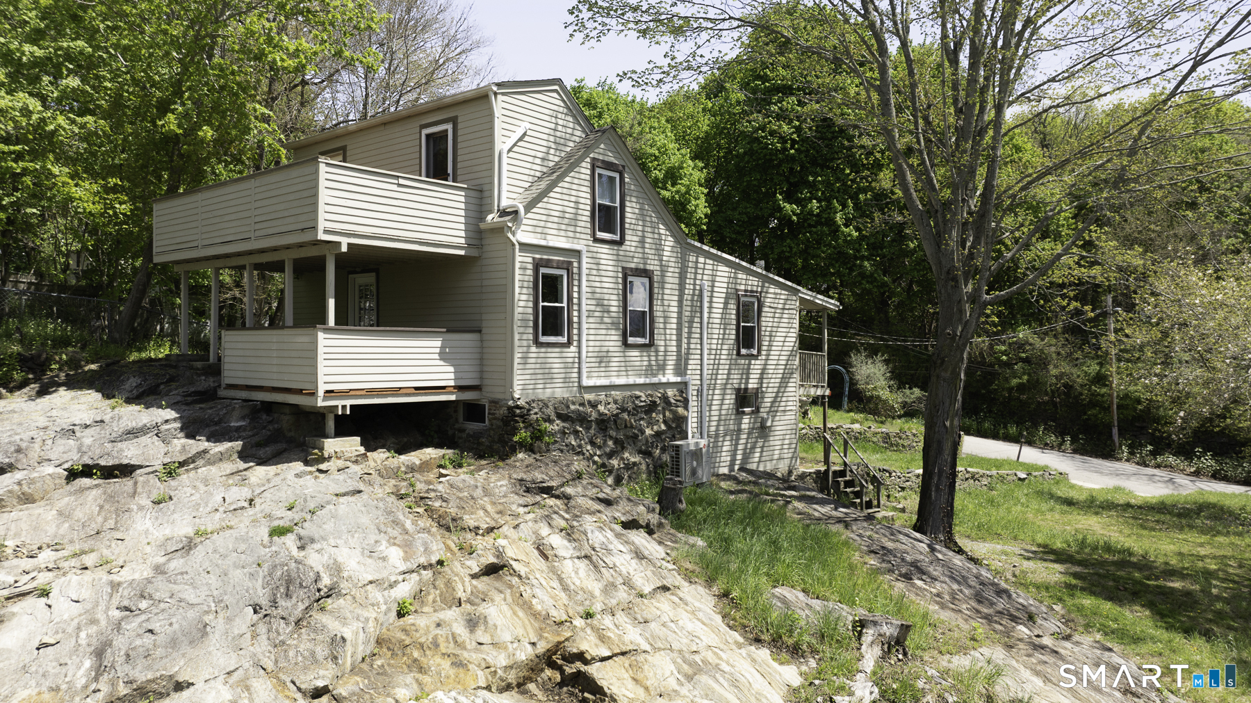 22 Fountain Street Norwich CT 06360