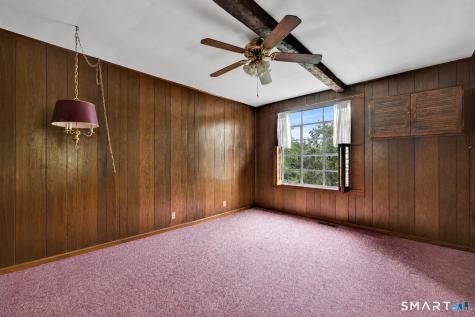 39 Woodbine Circle Bridgeport CT 06606