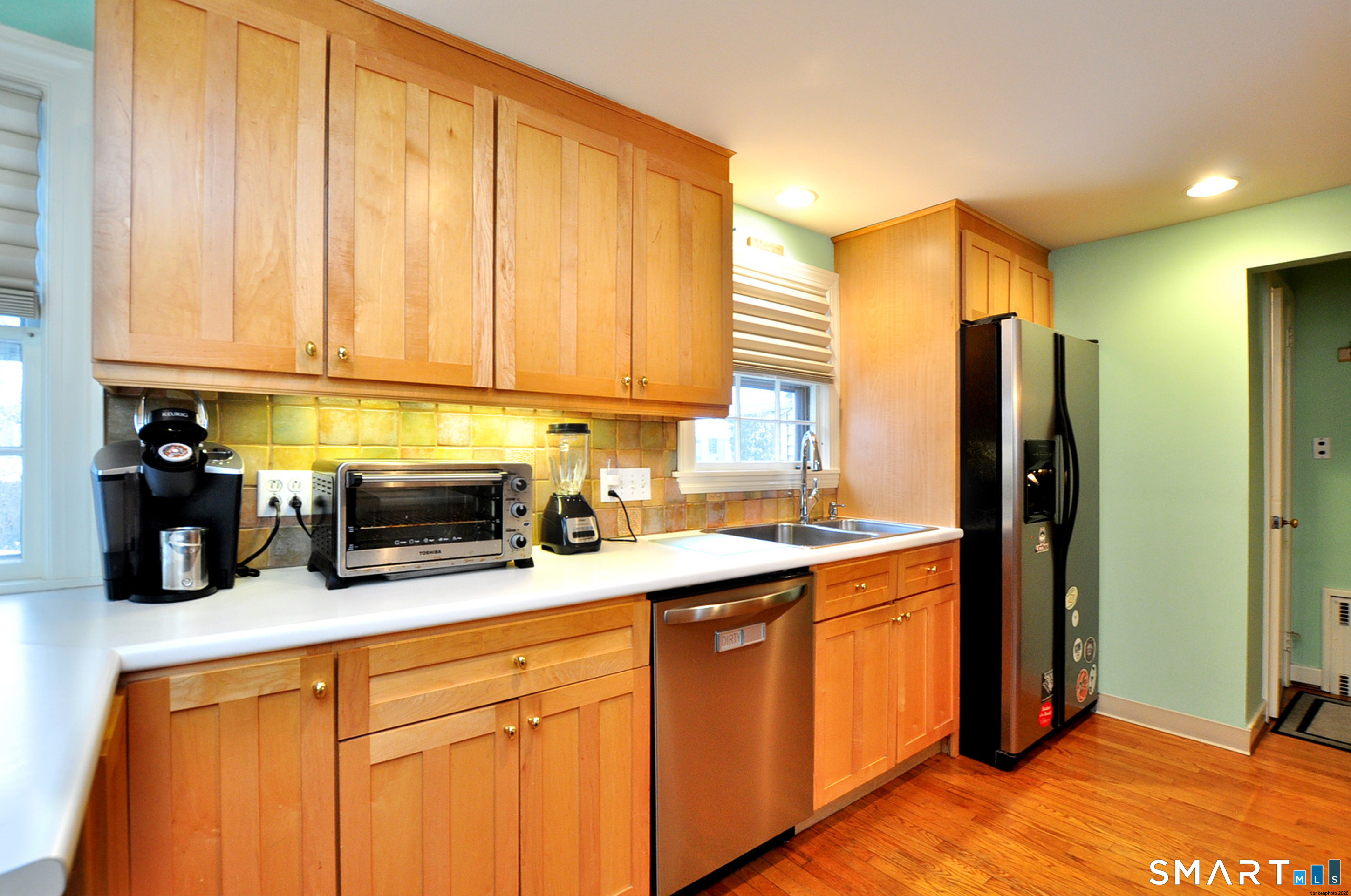 22 Tunxis Road West Hartford CT 06107