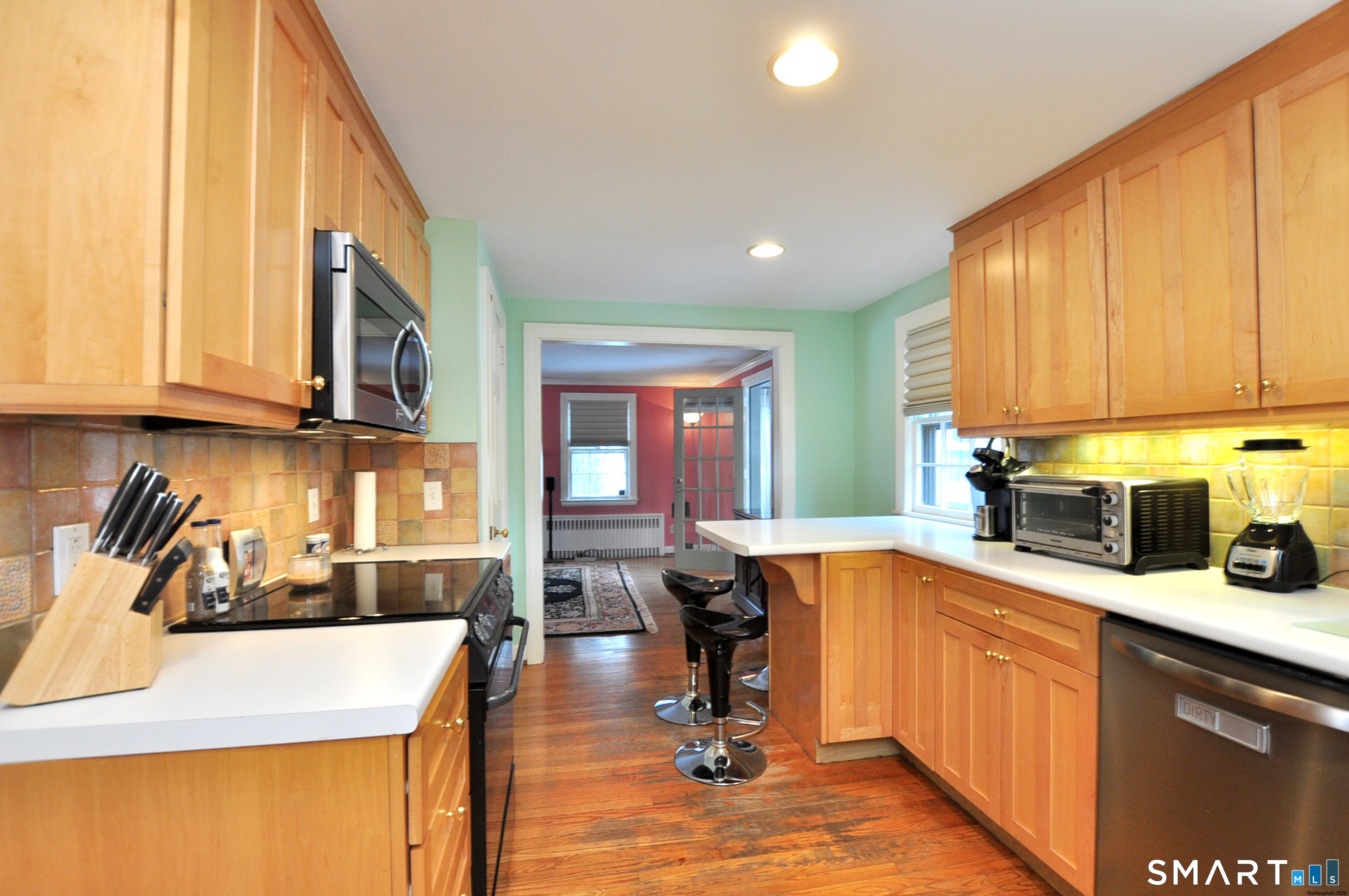 22 Tunxis Road West Hartford CT 06107