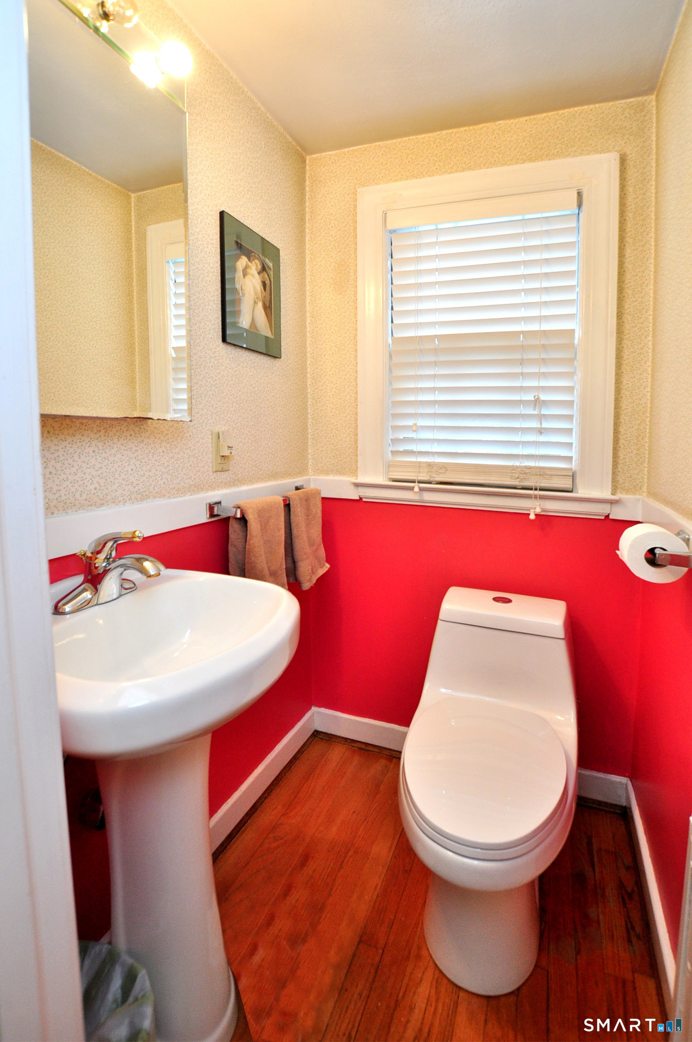 22 Tunxis Road West Hartford CT 06107