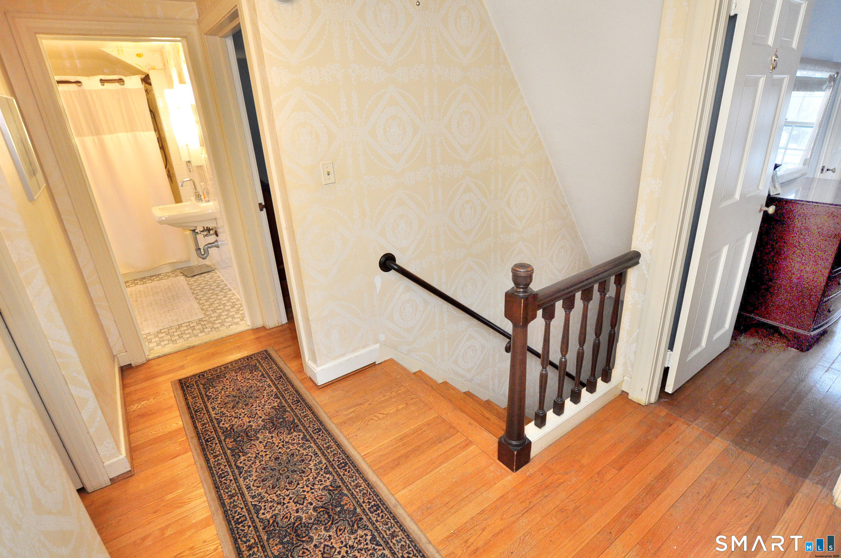 22 Tunxis Road West Hartford CT 06107