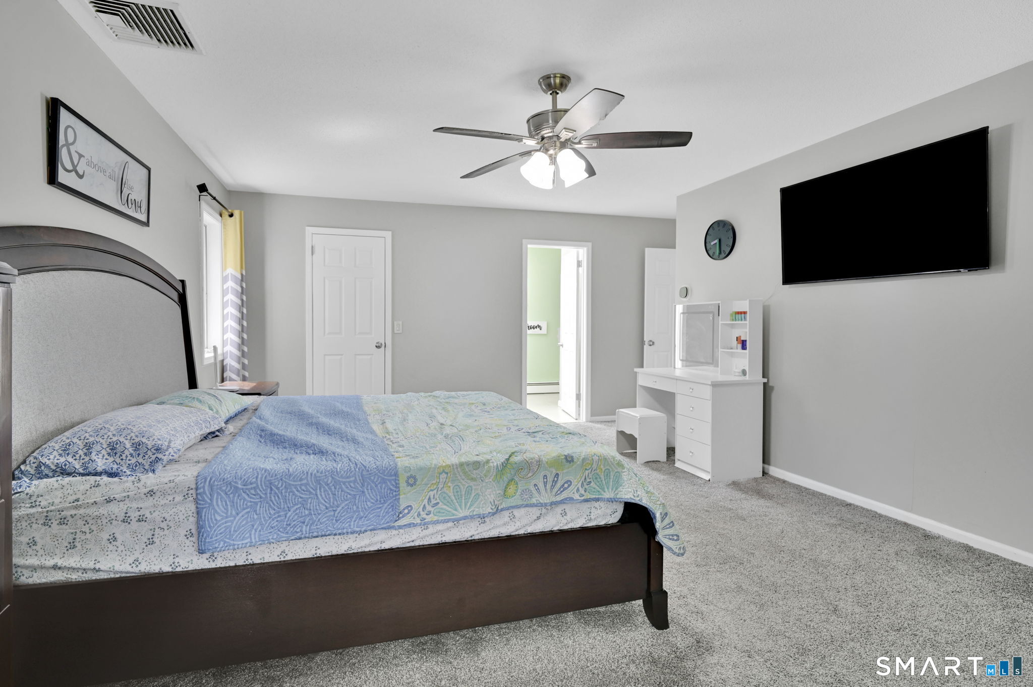 11 Kupchunos Road South Windsor CT 06074
