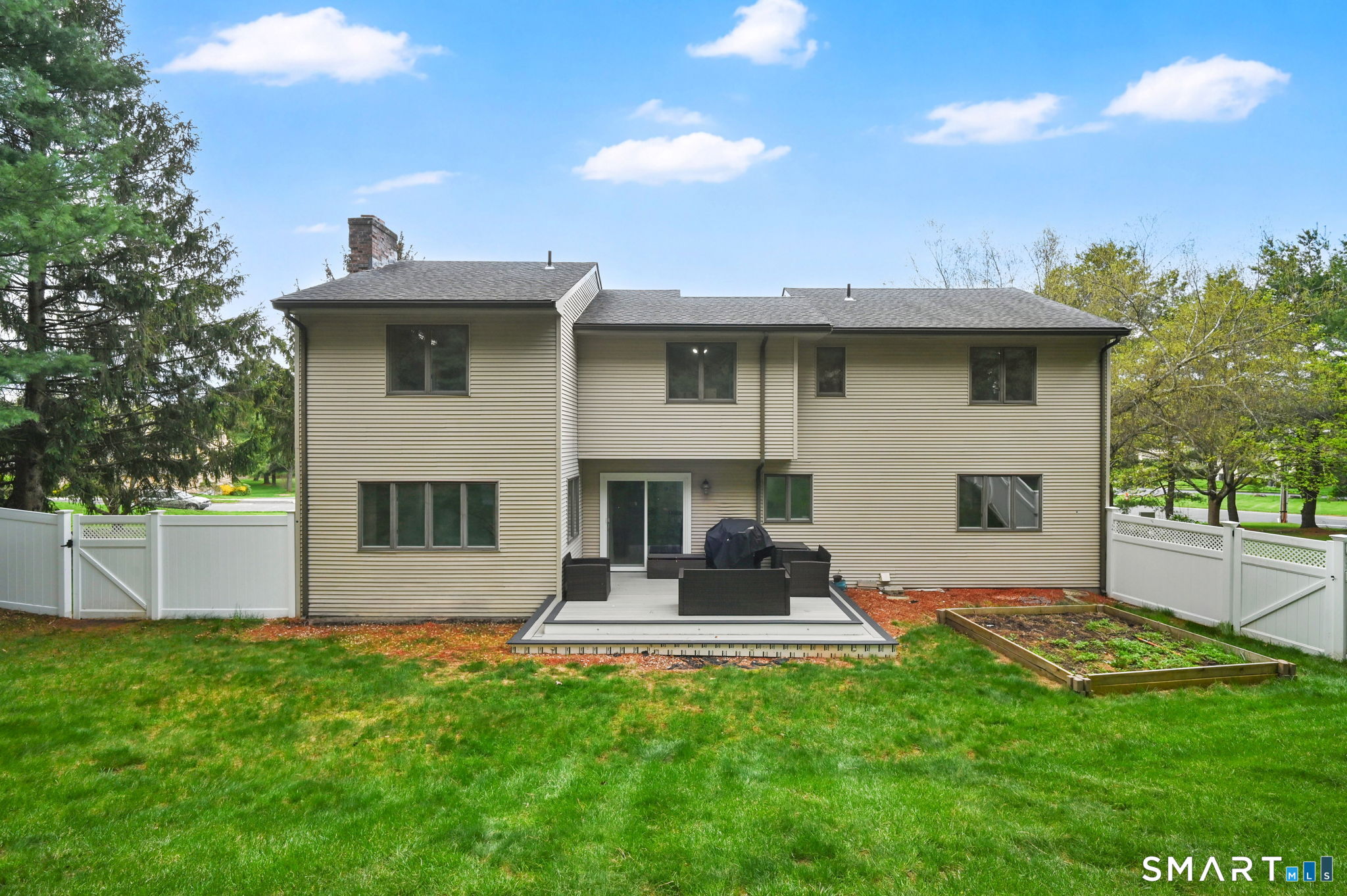 11 Kupchunos Road South Windsor CT 06074