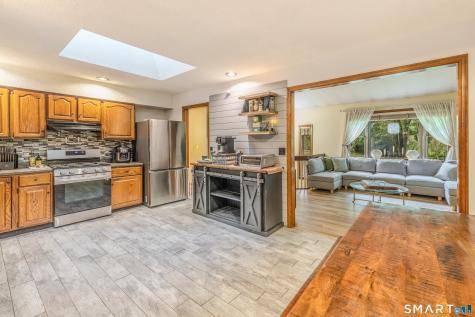 5 Gail Avenue Montville CT 06382