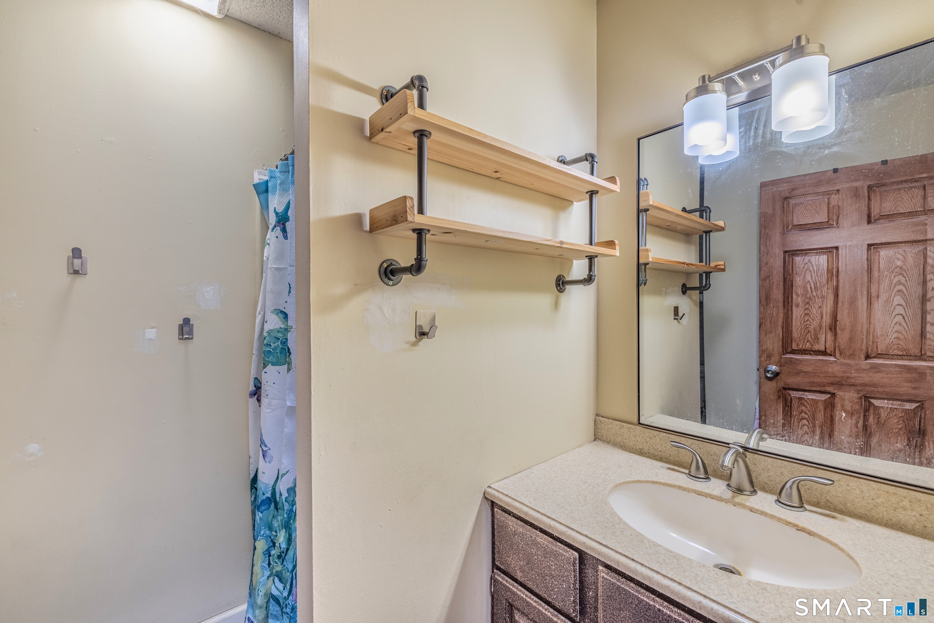 5 Gail Avenue Montville CT 06382