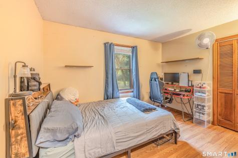 5 Gail Avenue Montville CT 06382