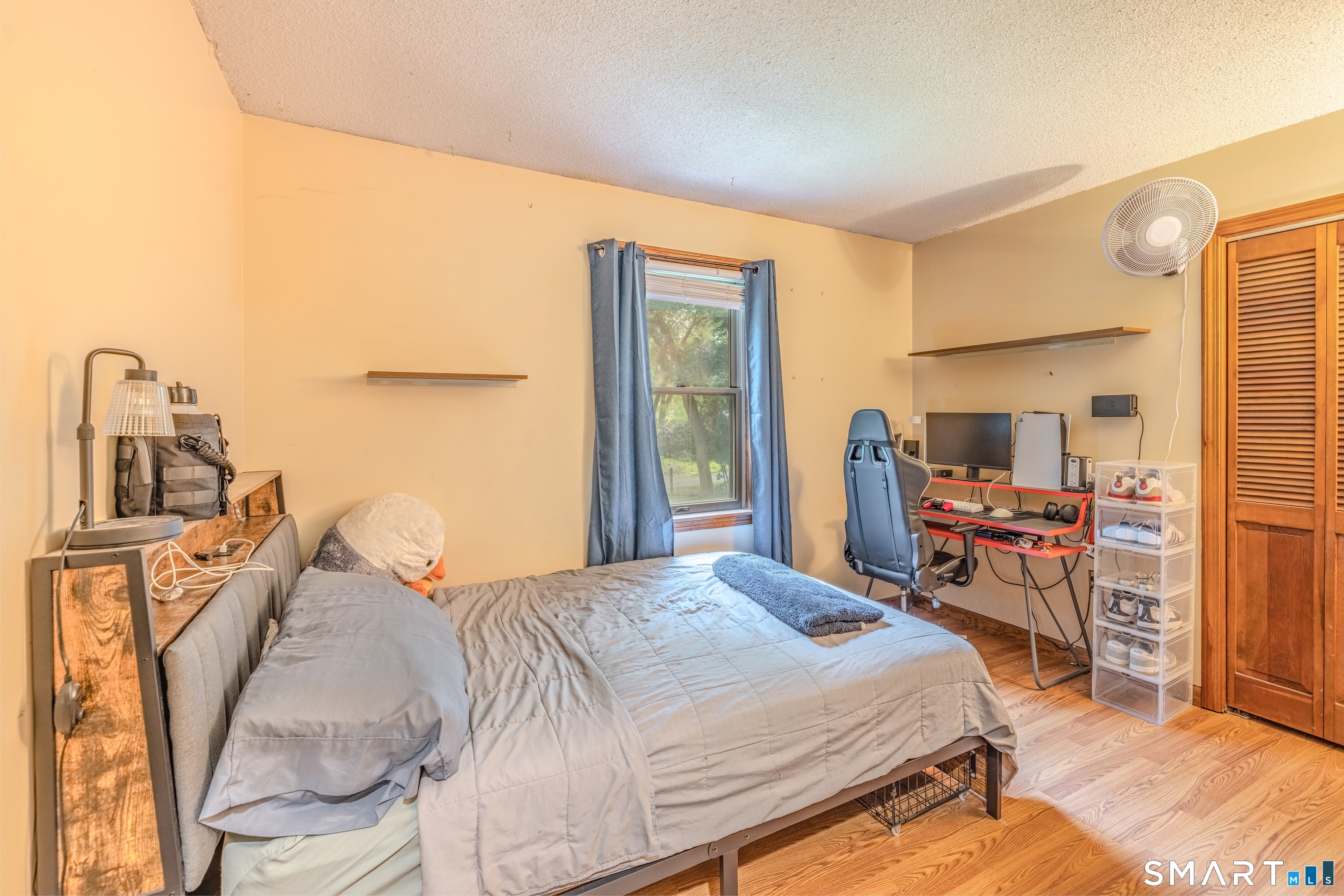 5 Gail Avenue Montville CT 06382