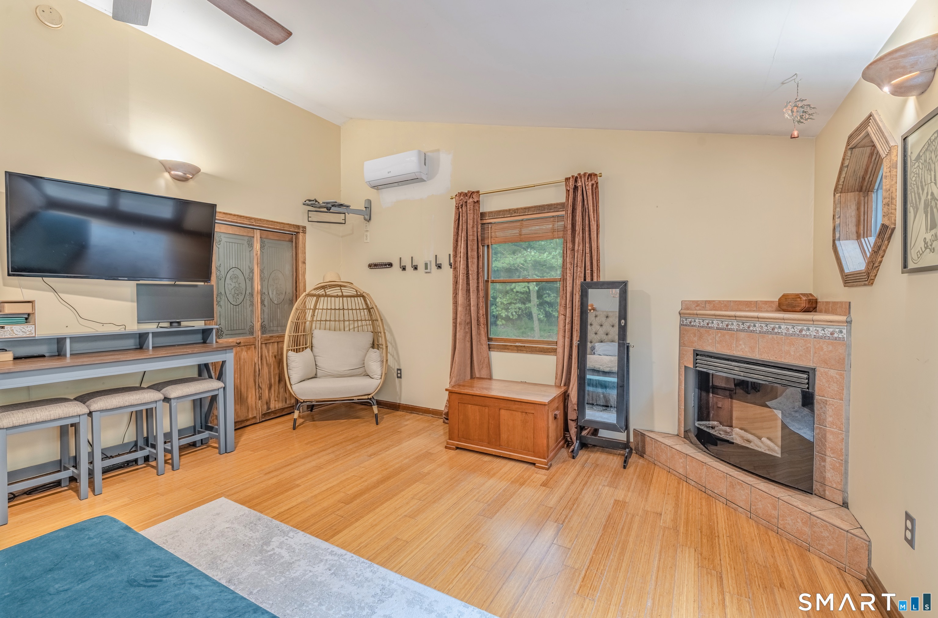 5 Gail Avenue Montville CT 06382
