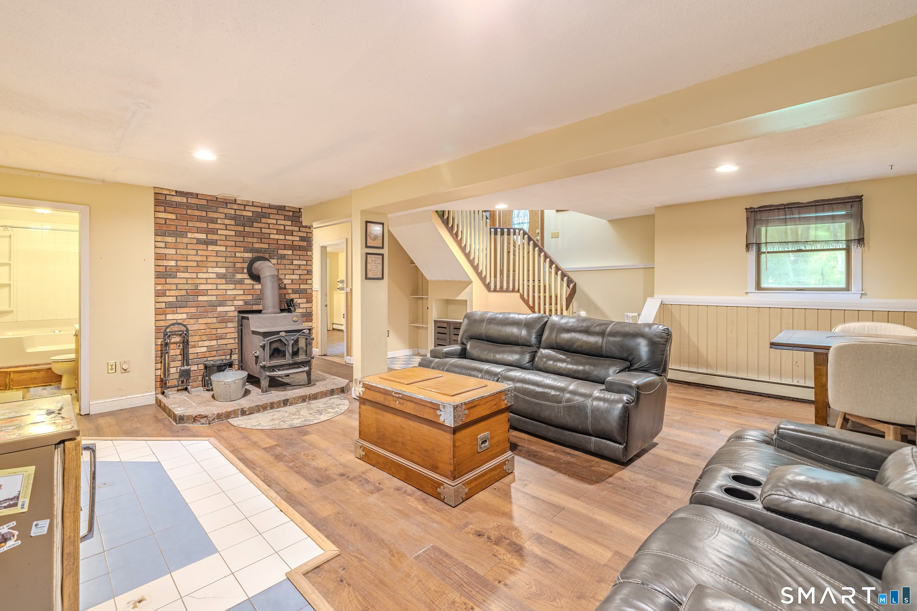 5 Gail Avenue Montville CT 06382
