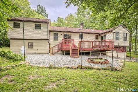 5 Gail Avenue Montville CT 06382