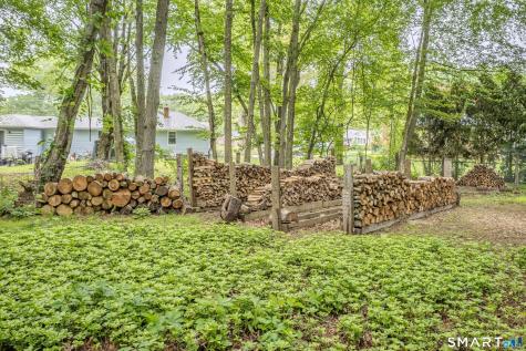 5 Gail Avenue Montville CT 06382
