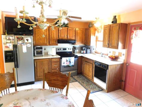 28 Rayo Drive Shelton CT 06484