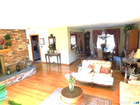 28 Rayo Drive Shelton CT 06484