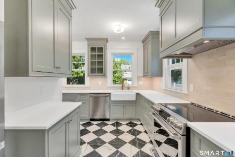 84 Alden Avenue New Haven CT 06515