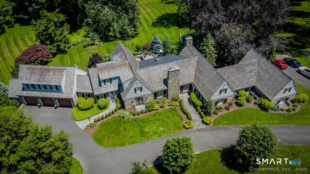 7 Taunton Lane Newtown CT 06470