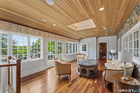 7 Taunton Lane Newtown CT 06470