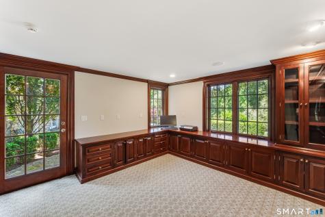 7 Taunton Lane Newtown CT 06470