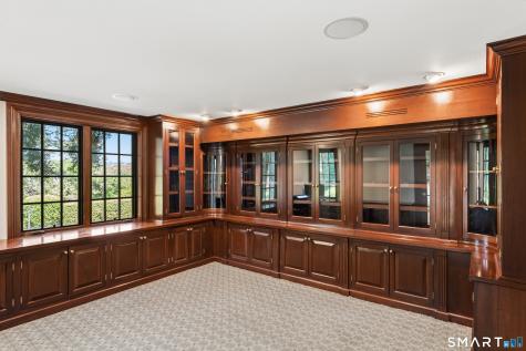 7 Taunton Lane Newtown CT 06470