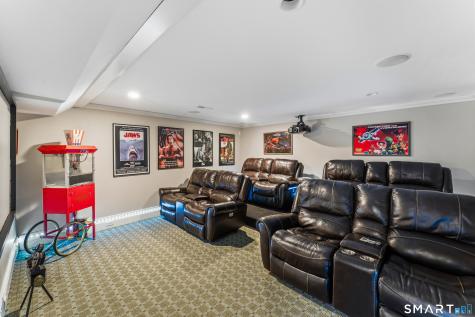 7 Taunton Lane Newtown CT 06470