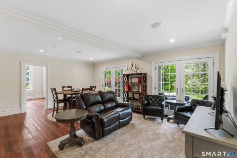 7 Taunton Lane Newtown CT 06470