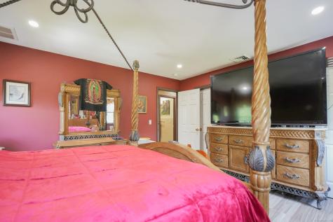 22 Standish Road New Milford CT 06776