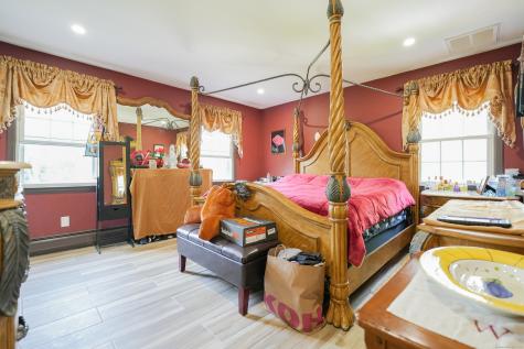 22 Standish Road New Milford CT 06776
