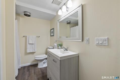 21 Gideon Lane Glastonbury CT 06033