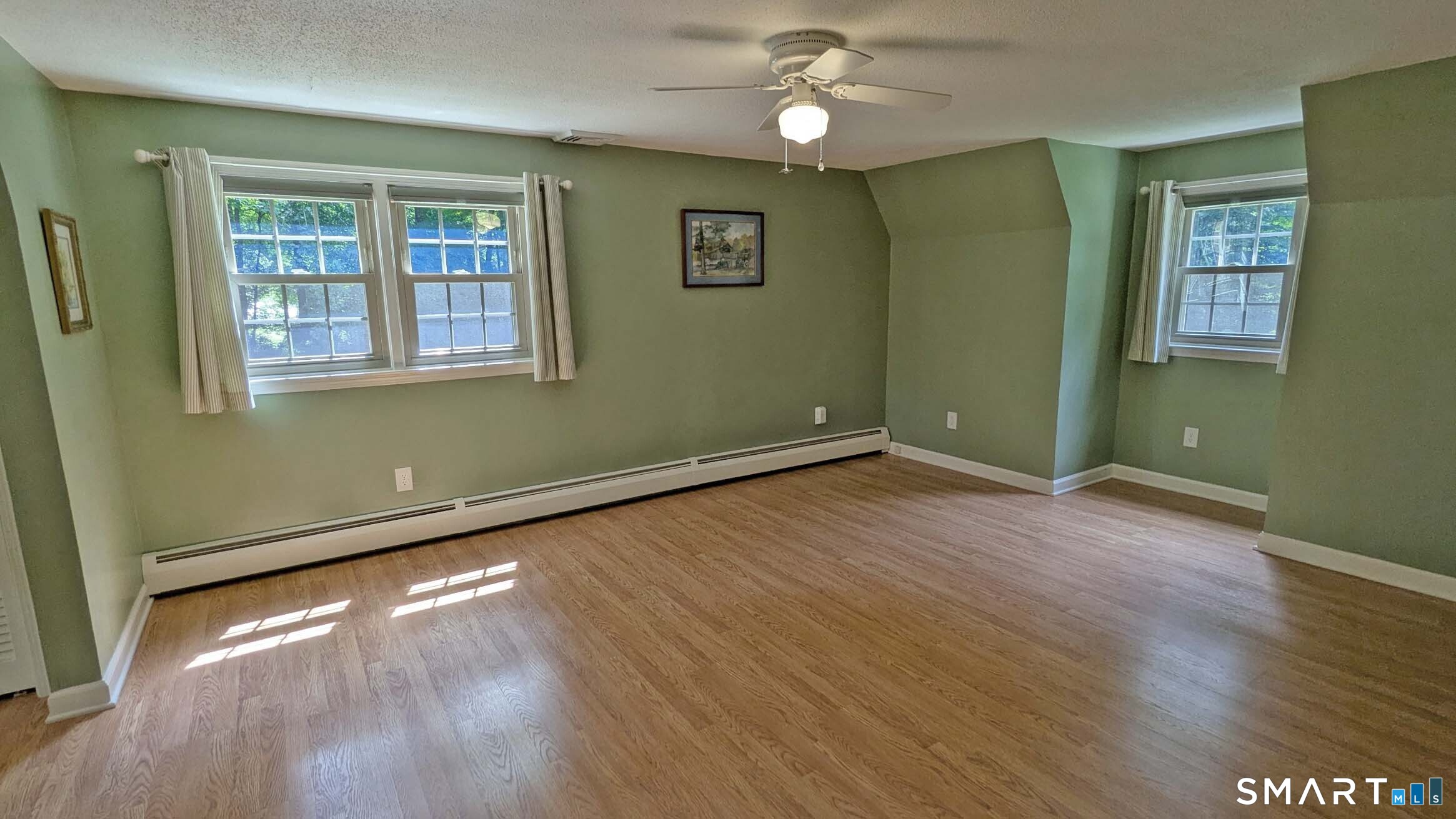 25-1/2 Edgerton Street East Hampton CT 06424