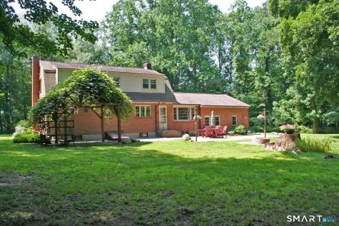 25-1/2 Edgerton Street East Hampton CT 06424