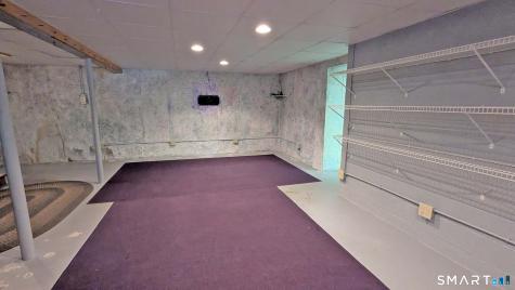 25-1/2 Edgerton Street East Hampton CT 06424