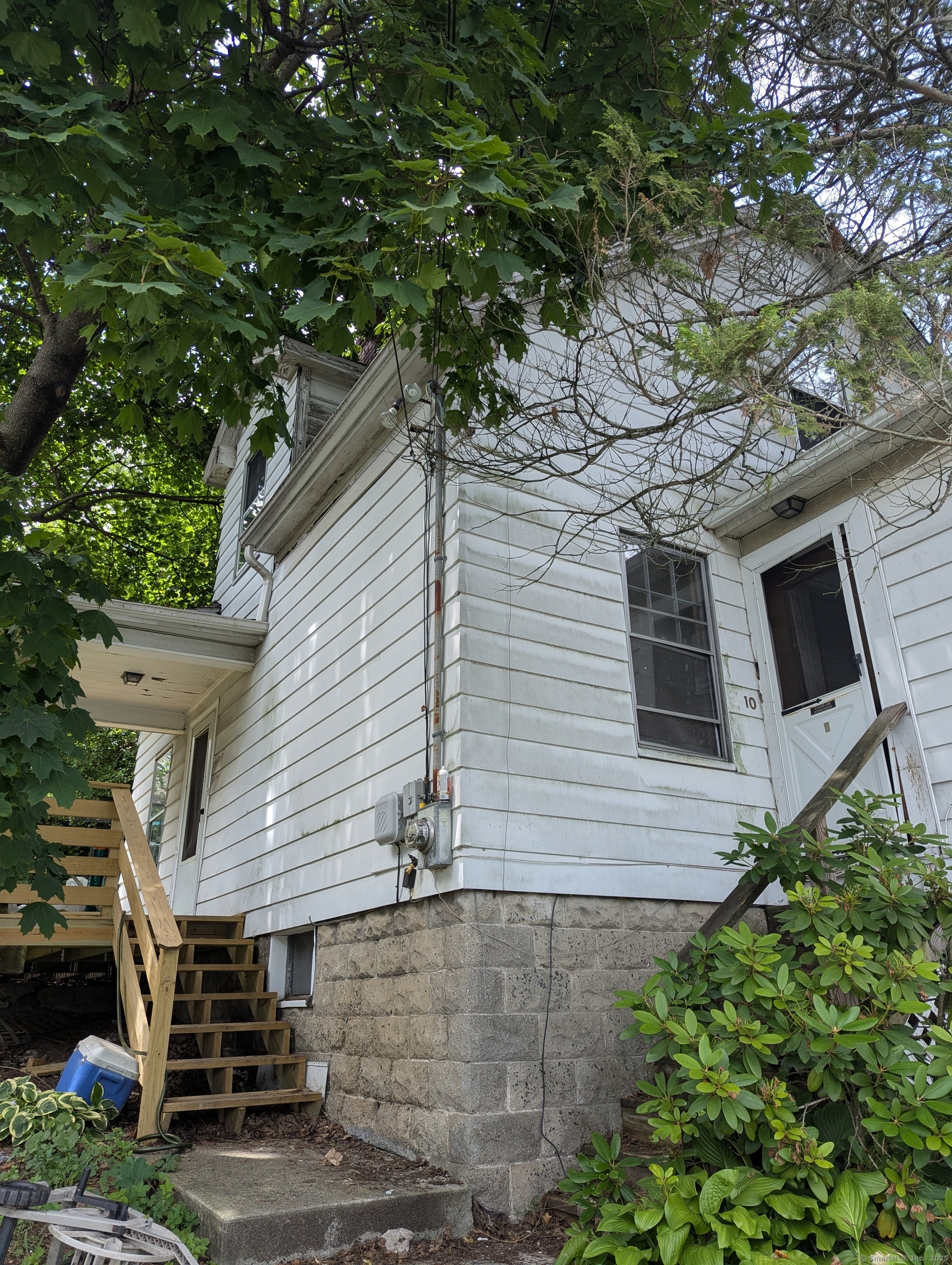 10 Staples Street Danbury CT 06810